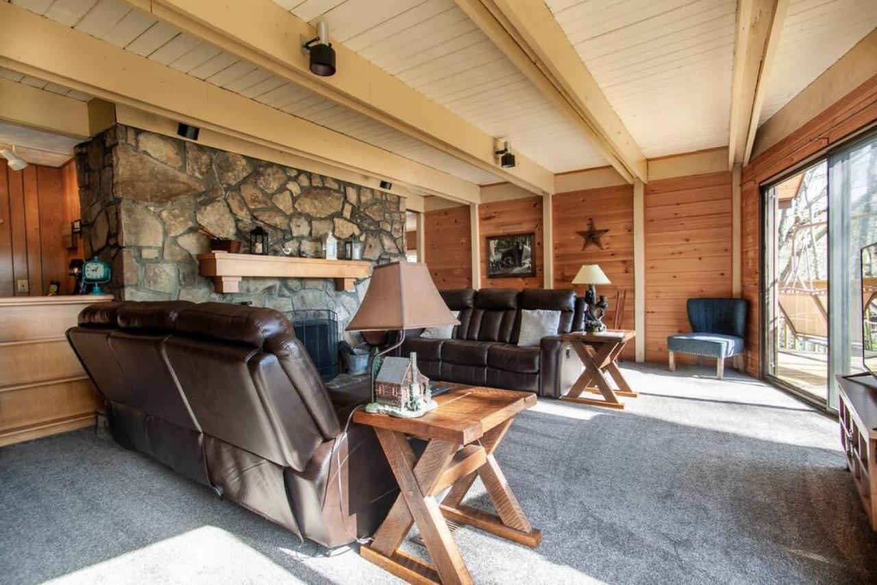 Bear View Chalet With Hot Tub And Near Ober ガトリンバーグ エクステリア 写真