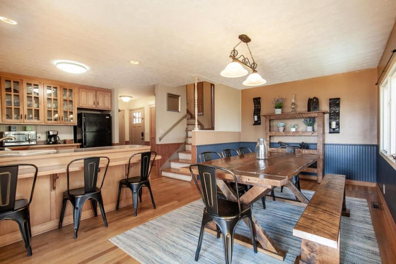 Bear View Chalet With Hot Tub And Near Ober ガトリンバーグ エクステリア 写真