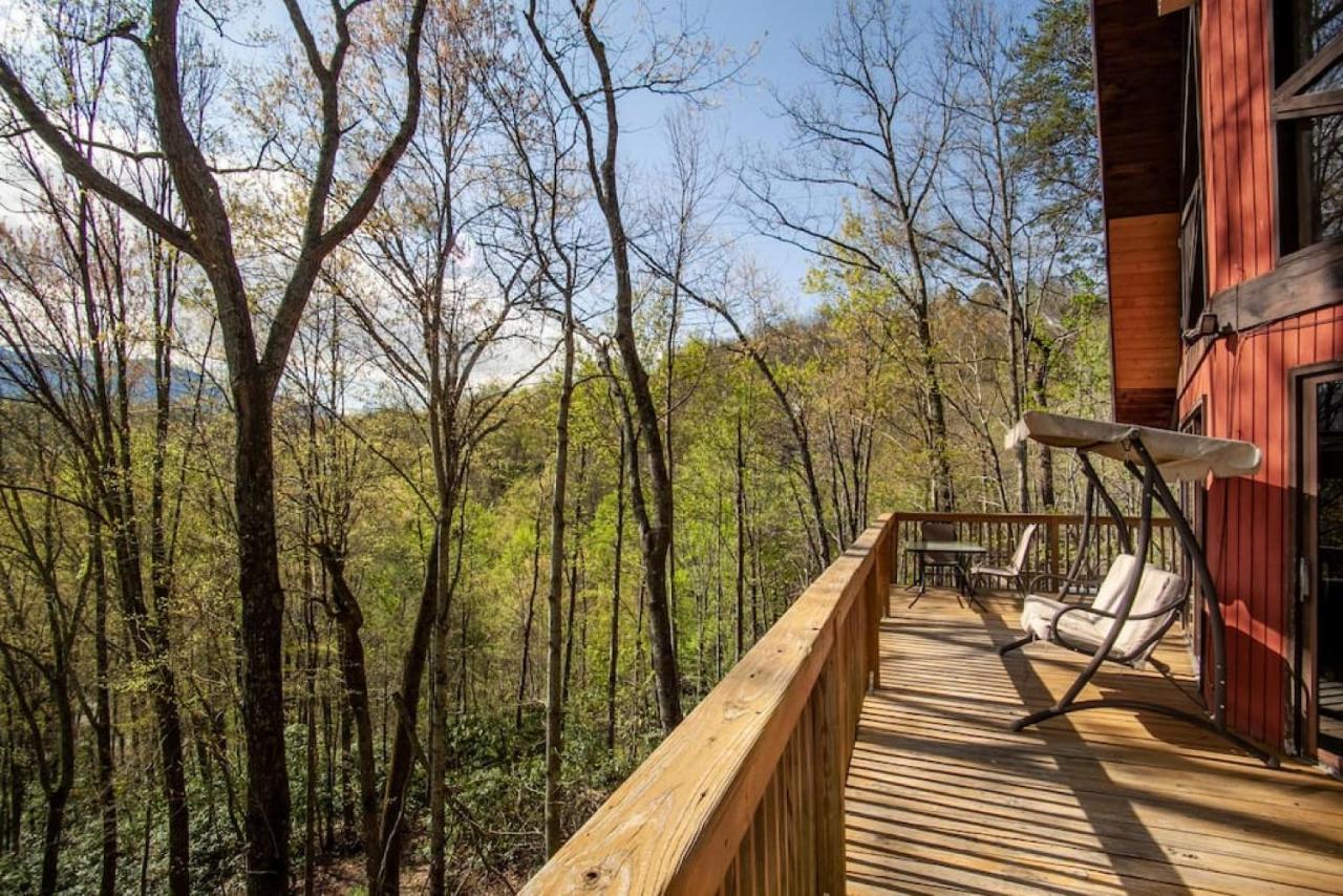 Bear View Chalet With Hot Tub And Near Ober ガトリンバーグ エクステリア 写真