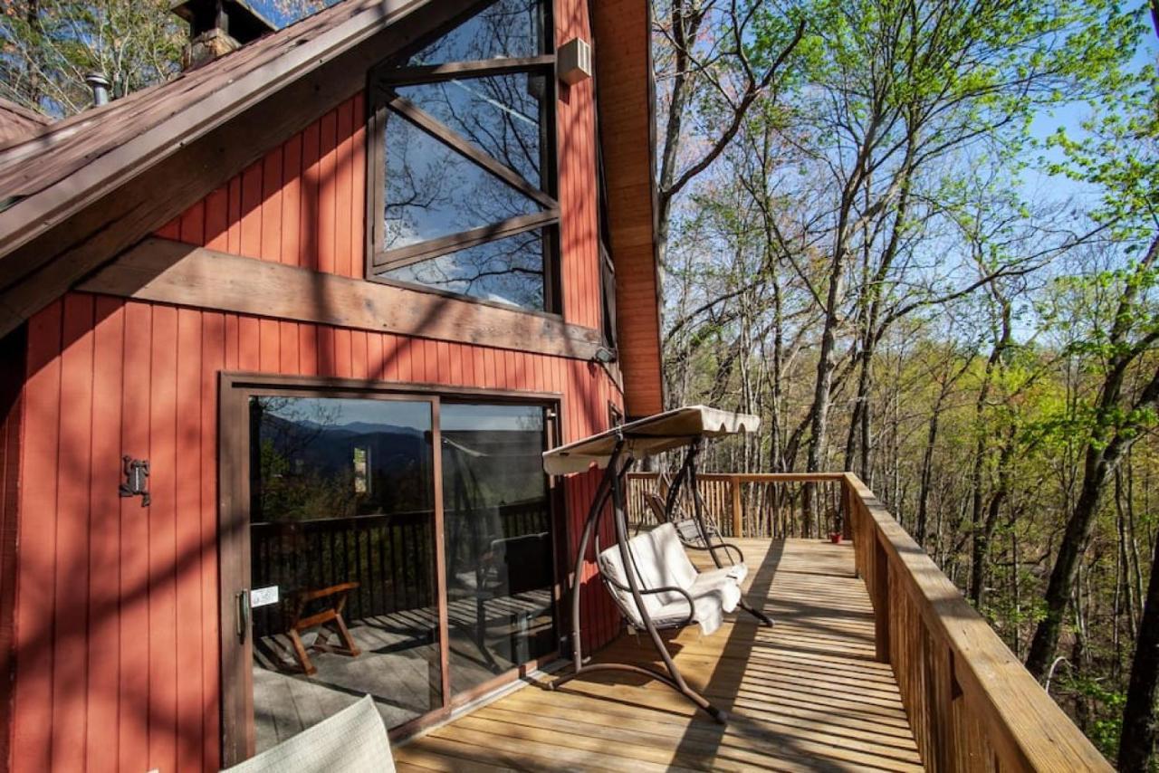 Bear View Chalet With Hot Tub And Near Ober ガトリンバーグ エクステリア 写真